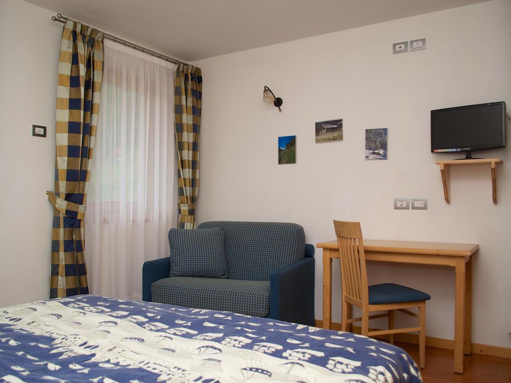 Bed and Breakfast Baita Scaia Cogolo Pokoj fotografie